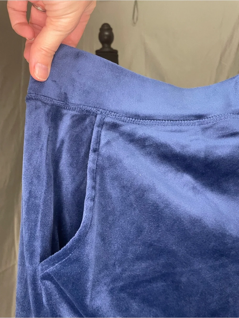 NWT Juicy Couture Navy Velour Hoodie and Shorts Set w/Misplaced Gem Stone